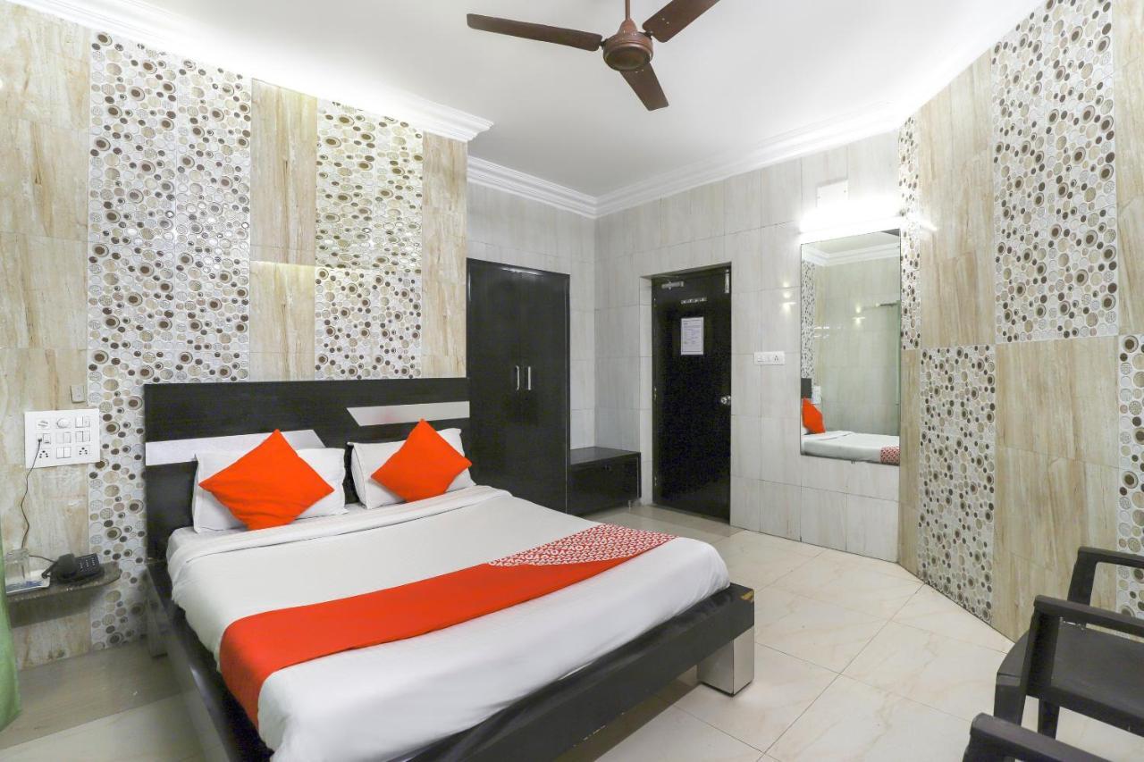 Hotel Jasmine Ahmedabad Exterior photo