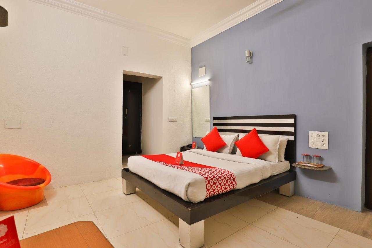 Hotel Jasmine Ahmedabad Exterior photo